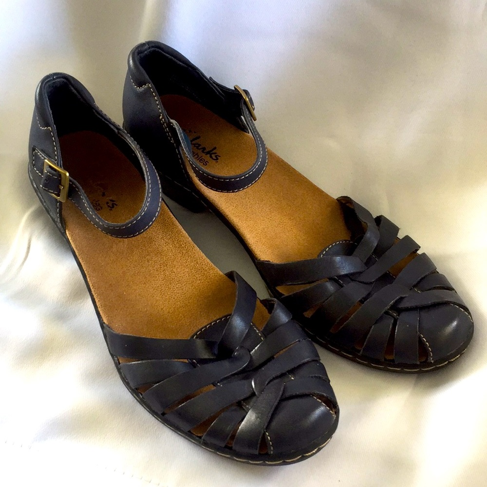 Clark’s Navy blue leather sandals. Size 38 (7.5)